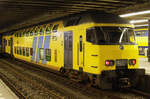 NS, Steuerwagen DDM1 7047, auf dem Fahrzeug stand  270 7047 , Den Haag Central station, 30.10.2011.