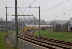 Gerade fhrt ein IC aus Roermond aus in Richtung Maasbrcke.