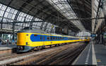 NS ICM 4054 / Amsterdam Centraal, 13. April 2022<br>
IC Amsterdam Centraal - Almere Centrum