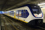 SLT Sprinter Lighttrain 2613, Den Haag Centraal, 30.8.2011.