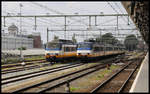 Sprinter 2973 passiert hier auf dem Weg in die Abstellgruppe des Bahnhof Hengelo am 16.08.2019 den Sprinter 2950.