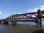 Eisenbahnbrcke bei ZWOLLE(erbaut1830;Neubau1930)verbindet die Bahnstrecke Utrecht–Kampen, dahinter die soeben neue und hher errichtete Brcke; 100905