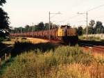 6404 mit Gterzug 58140 Pernis-Schoonebeek bei Hardenberg am 6-7-1994.