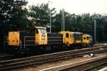 6488, 644 und 229 auf Bahnhof Haarlem am 16-8-1996. Bild und scan: Date Jan de Vries.

