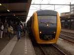Hier ist ein Triebzug der Reihe DM 90 gerade im Bahnhof von Enschede eingetroffen.