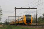 Buffels 3430 und 3443 mit RE 7939 Zwolle-Enschede bei Hengelo am 7-4-2014.