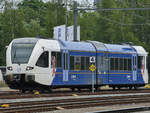 Der Triebzug Stadler GTW 276  Connie Palmen  von Arriva Ende Mai 2019 in Blerick.