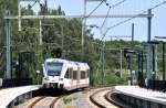 Stadler GTW von Veolia durchfhrt den Haltepunkt Heerlen Woonboulevard am 2.8.11 in Richtung Maastricht