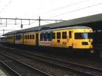 DE-II 174 mit Regionalzug 17841 Apeldoorn-Zutphen auf Bahnhof Apeldoorn am 17-2-1997.