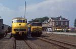 Am 08.06.1996 gab es eine Fahrzeugschau in Winterswijk. Es gab auch einige Elektrofahrzeuge zu sehen. Links NS 887 und rechts NS 1142 standen vorne in der Reihe. Scanbild 7204, Fujichrome100.