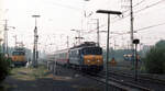 NS 1133 mit TEE-11  Rembrandt  (Amsterdam CS - Stuttgart Hbf) bei Ankunft in Emmerich am 04.06.1982.