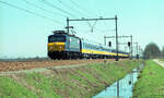 NS 1110 mit IC-2508 von K�ln Hbf nach Den Haag CS unterwegs zwischen America und Horst-Sevenum am 27.03.1981.