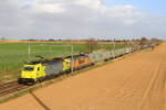 Loks 186112+186224 von Medway in Wonck mit ein Containerzug, 30/3/2025