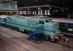 Die Elektrolokomotive NS 1201 der NS-Baureihe 1200 am 24 Juni 2025 im Het Spoorwegmuseum (bis 2005 NSM - Nederlands Spoorwegmuseum / Niederländischen Eisenbahnmuseum) in Utrecht im ehemaligen