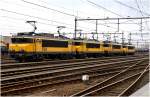 NS E 1761, 1747, 1752 und 1750 sind abgestellt auf Bf Venlo am 25 02 2012.