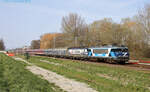 TCS 102001 mit der 189 211 in Sendung Tr 13424 in Delft Süd auf dem Weg nach Breda mit Green City Trip, kein Problem, dass es viel zu spät war, es war schön in der Sonne am 22. März 2022 in Delft Süd.