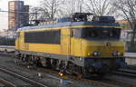 NS-Lok 1835 alias E 01 der Bentheimer Eisenbahn (91 84 1570 835-6 NL-BE), abgestellt in einem Stumpfgleis im Bf Venlo am 14.2.17.