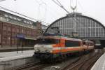 Locon 9906 und Locon 9905 im Amsterdamer Centraal Bahnhof am 28.10.2014.