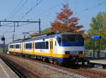 Hier die Zweiteilige Sprinter 2116 mit Regio (Gouda - Alphen a/d Rijn) bei Ausfahrt von Bf Gouda am sonnigen 09.10 2010.