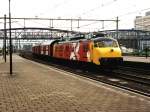 3003 mit Postzug 50872 Leeuwarden-Zwolle auf Bahnhof Zwolle am 11-5-1995.