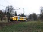 Plan V 954 mit D 3836 Emmen-Zwolle bei Herfte am 2-4-2010.