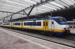NS 2139 steht in deren letzten Dienstjahr am 4 Augustus 2021 in Rotterdam Centraal.