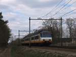 SGM 2976 mit Regionalzug RE 9645 ‘s Hertogenbosch-Deurne bei Vlierden am 8-4-2012.