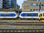 Hier zu sehen die beiden aneinandergekoppelten Triebzugsk�pfe 2467 und 2401.