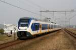 Ein SLT auf der Linie Haarlem - Den Haag Hollands Spoor bei Hillegom am 08.03.2013