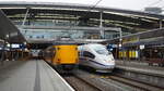 "Form follows function"    Der mit +25min verspätete ICE International ICE 128 (406 001 "Europa / Europe" / Tz 4601; HU-Datum "25.01.22" AW Oppum) begegnet im Hauptbahnhof Utrecht (Utrecht
