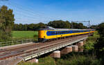 4225 und 4222 als IC 1738 (Enschede - Den Haag Centraal) bei Rijssen 14.9.23