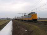 Koplopers 4067, 4068 und 4024 mit IC 748 Groningen CS-Schiphol bei Haren am 19-2-2010.