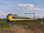 Koplopers 4226 und 4012 mit IC 12755 Rotterdam-Leeuwarden bei Staphorst am 2-4-2010.