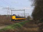 Koploper 4019 mit IC 10748 Leeuwarden-Zwolle bei Herfte am 2-4-2010.