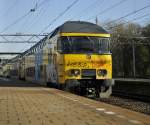 Hier kan mann gut sehen wie das effect am dunkle seiten bei ein gute Reflex-Kamera ist.
Die NS DD-AR mit regional von Dordrecht nach Leiden hier in Bf Dordrecht am 17.02 2011.