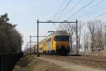 DD-AR 7854 mit Regionalzug 9651 Nijmegen-Deurne bei Vlierden am 1-4-2013.