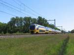 VIRM 8660 mit einem Leerfahrt Zwolle-Onnen bei Tynaarlo am 4-6-2010.