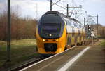 Ein Holländischer Doppeldecker aus 's-Hertogenbosch(NL) nach Maastricht(NL) und fährt durch Geleen-Lutterade und fährt in Richtung Maastricht(NL). 
Aufgenommen in Geleen-Lutterade(NL).
Bei Sonne und Wolken am Kalten Vormittag vom 28.2.2017.