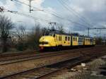 Hondekop 361 mit Regionalzug 8140 Groningen-Zwolle bei Haren am 4-4-1992.