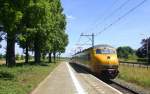 Ein Nachschuss vom Plan V 472 mit Regionalzug aus Maastricht-Randwyck(NL) nach Roermond(NL) und hilt in Geleen-Lutterade(NL) und fuhr dann weiter in Richtung Sittard(NL).