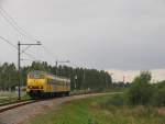 Plan V 962 mit Regionalzug 3843 Zwolle-Emmen bei De Haandrik am 18-9-2012.