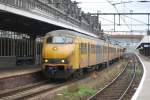 Hondekop-Triebzug als  stoptrein  nach M.-Randwijck verlsst den Bhf Maastricht.