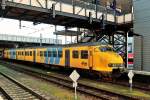 Ein NS Plan V steht am 4.1.2015 Abfahrt bereit im Bahnhof Heerlen (Limburg)