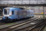 Protos-Triebzug 5031 als Stoptrein der Valleilijn, abfahrbereit nach Barneveld Zuid in Amersfoort, 31.3.17.