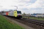 RFO 189 203 zieht ein aus Duisburg kommender KLV in Venlo ein am 8 April 2021.