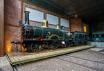 Die 1865 gebaute 1B Dampflokomotive SS 13 „de Bril“ (die Brille), ab 1921 NS 705 (NS-Baureihe 700), am 24 Juni 2025 im Het Spoorwegmuseum (bis 2005 NSM - Nederlands Spoorwegmuseum /