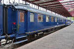 Dieser Salonwagen (SR 8, 61 84 89-30 002-9) wurde in den Jahren 1952/1953 f�r Prinz Bernhard der Niederlande und die vier Prinzessinen der damaligen K�nigin der Niederlande Juliana hergerichtet.