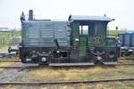 NS Diesellok 288 bei der  Stoomtram Hoorn-Medemblik  am 02.06.2018 bei einem Arbeitseinsatz im Bahnhof Medemblik.
Lok Baujahr 1938, Leistung 85 PS, Gewicht 21 t, Länge über Puffer 7,22 m, Höchstgeschwindigkeit 60 km/h