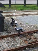 Bahnhof Wognum Nibbixwoud am 7.9.2014, Weichenantrieb  - unterwegs mit der Museum Stoomtram von Dorf zu Dorf durch das westfriesische Flachland von Medemblick nach Hoorn