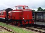 Lok 12 (ehemalige DL1 der Wittlager Kreisbahn) der Stichting Stadskanaal Rail (STAR) auf Bahnhof Stadskanaal am 25-05-2006.